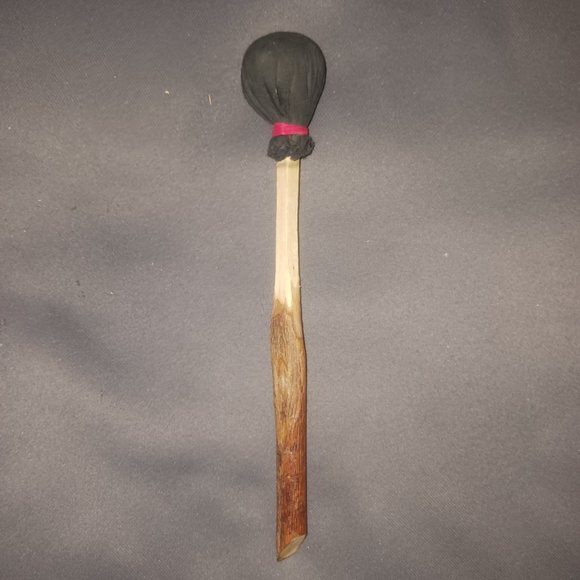 Vintage Handmade Native American Drum - Picture 5 of 6